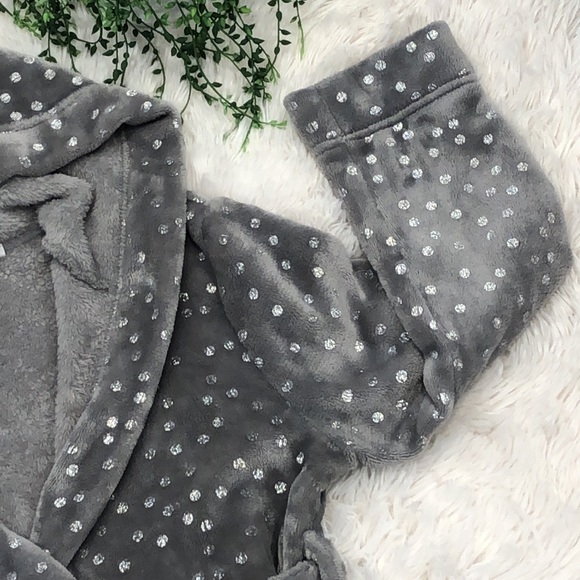 BCBGIRLS ROBE - Picture 4 of 9